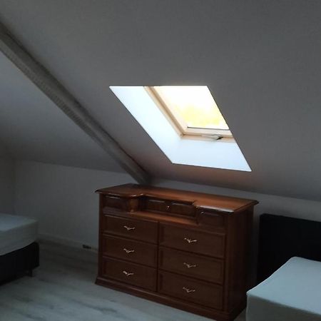 Apartament Witkacego Czerwony Slupsk Bagian luar foto