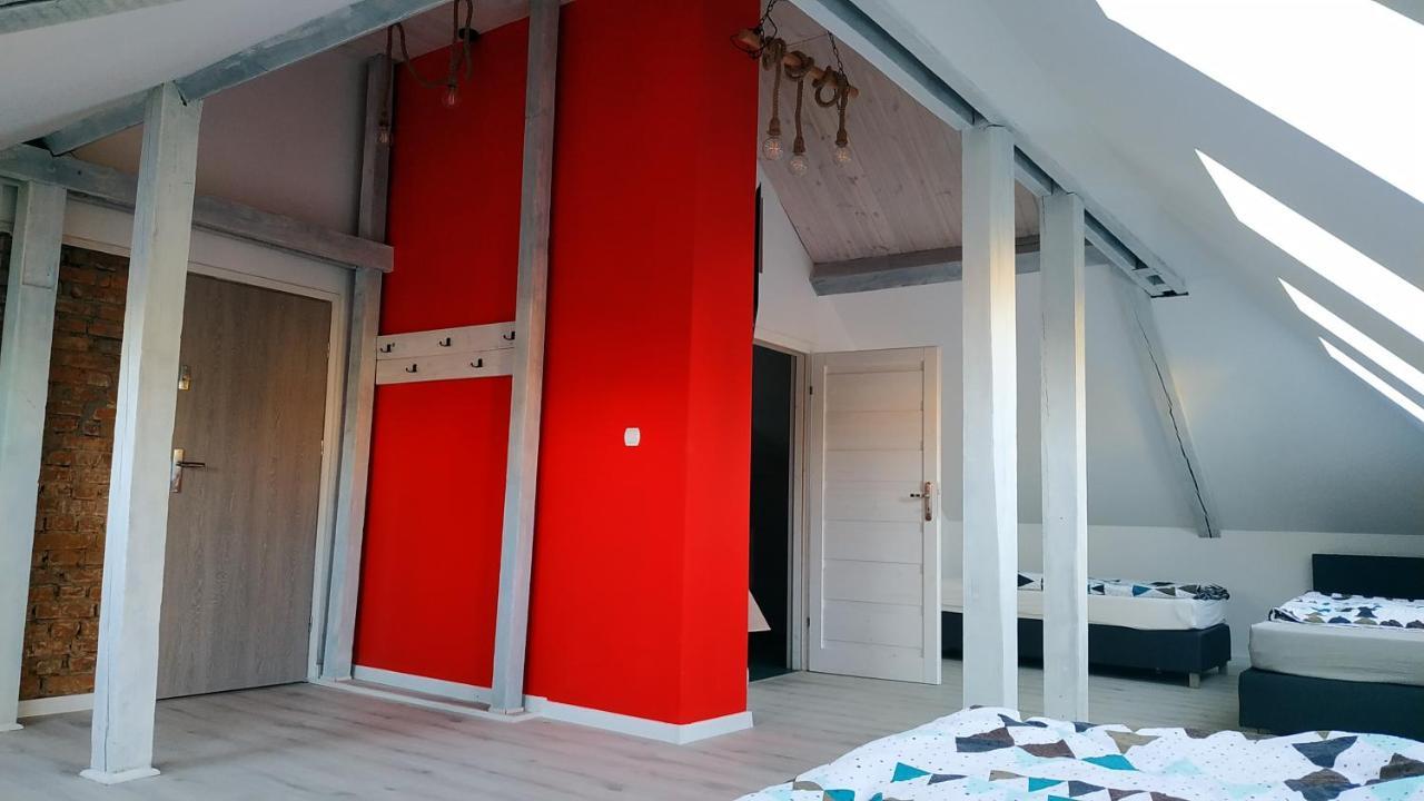 Apartament Witkacego Czerwony Slupsk Bagian luar foto