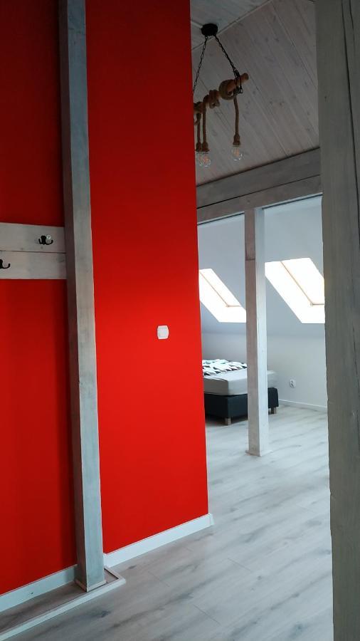 Apartament Witkacego Czerwony Slupsk Bagian luar foto