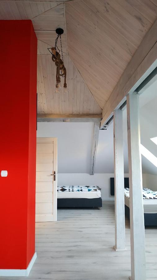 Apartament Witkacego Czerwony Slupsk Bagian luar foto